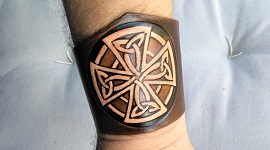 Armbänder